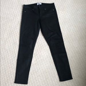 Paige. Verdugo ankle. Wax black, leather look. 28